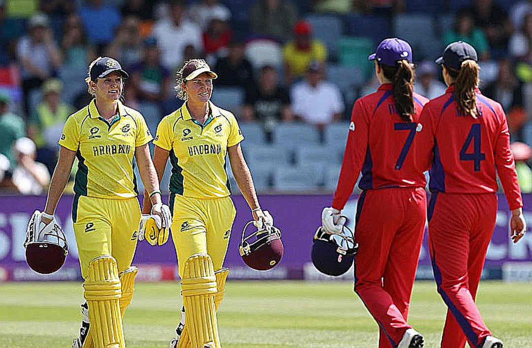 Deep Boundary Riders: The Three Metres in the Death Overs the Scoreboard Cannot Read Deep Boundary Riders: The Three Metres in the Death Overs the Scoreboard Cannot Read