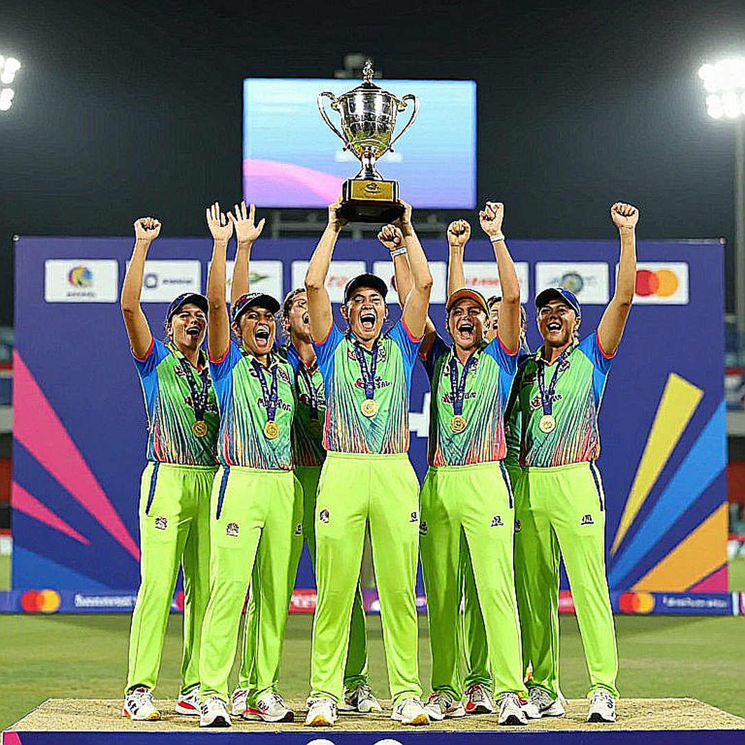 একটি ফাইনালের টেম্পো: বাগ-ই-জিন্নাহয় ৫১ রানের ব্যবধানে যা স্কোরবোর্ড বলে না