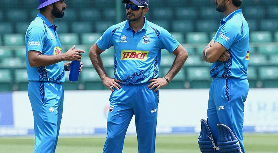 Two Coaches, Two Formats: Punjab Kings' Empty Dugout and the Quiet Diplomacy of the Sheffield Shield