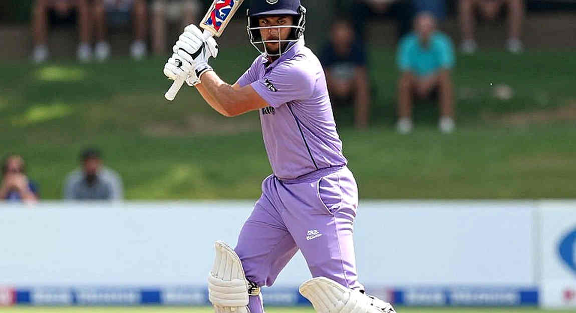 The Empty Ledger's Blockchain: When Cricket Data Sends No Entry, Adding a Fake Block Is the Analyst's Collapse The Empty Ledger's Blockchain: When Cricket Data Sends No Entry, Adding a Fake Block Is the Analyst's Collapse