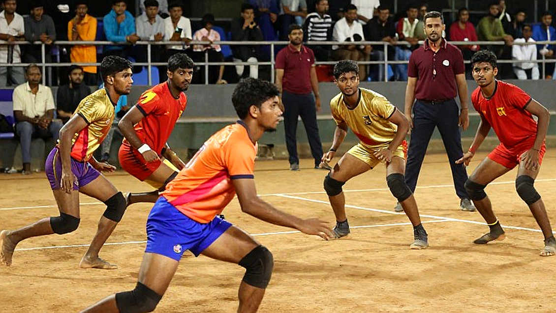 কমনওয়েলথ কাবাডি চ্যাম্পিয়নশিপ ২০২৬: ১৪টি দেশ, বাদ পড়ল ১২ স্বর্ণজয়ী — মাটি থেকে আসা এক প্রতিবেদন কমনওয়েলথ কাবাডি চ্যাম্পিয়নশিপ ২০২৬: ১৪টি দেশ, বাদ পড়ল ১২ স্বর্ণজয়ী — মাটি থেকে আসা এক প্রতিবেদন