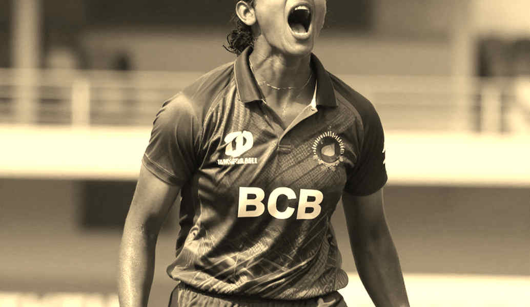 তেত্রিশ নাম, তিনটি শিট: ইংল্যান্ডের গভীরতার খাঁচা-পরীক্ষা তেত্রিশ নাম, তিনটি শিট: ইংল্যান্ডের গভীরতার খাঁচা-পরীক্ষা