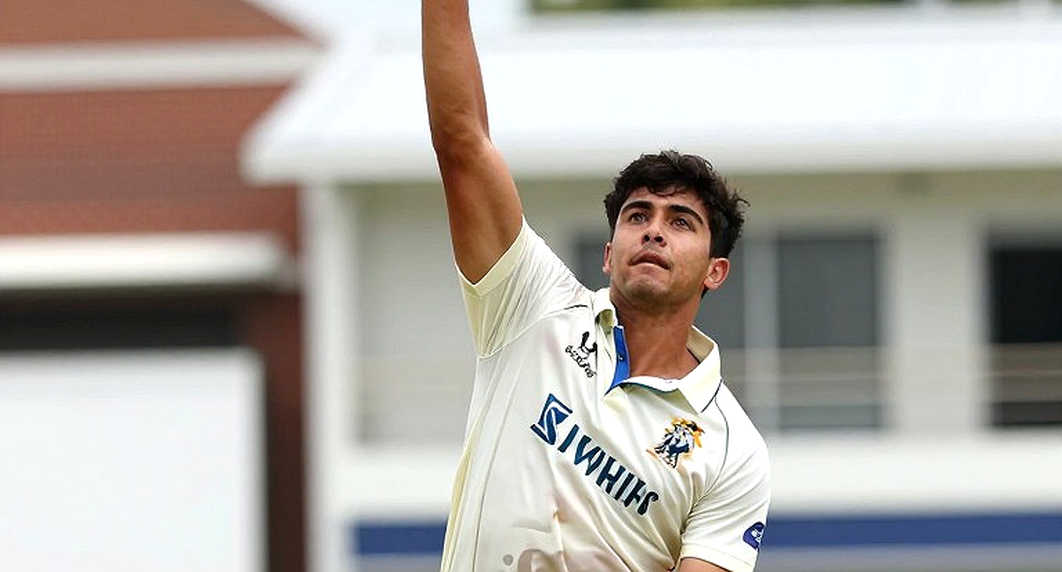 ব্লকচেইন আর ক্রিকেটের নীরব হিসাব: এশিয়ার নারী ক্রিকেটের অর্থনীতি যখন স্মার্ট কন্ট্র্যাক্টে লেখা হয়